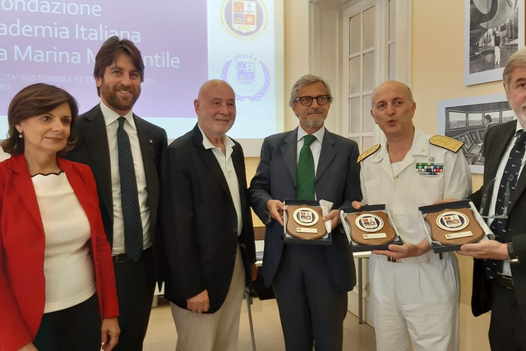 Assarmatori all’Accademia Italiana della Marina Mercantile di Genova con iI presidente Messina e il consigliere Catani