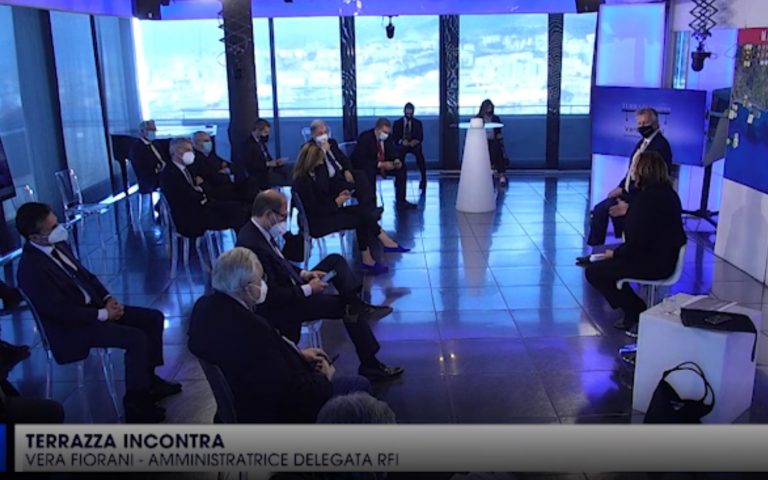 A discussion at Terrazza Colombo with Vera Fiorani (CEO RFI) about the Ligurian railway and infrastructural projects