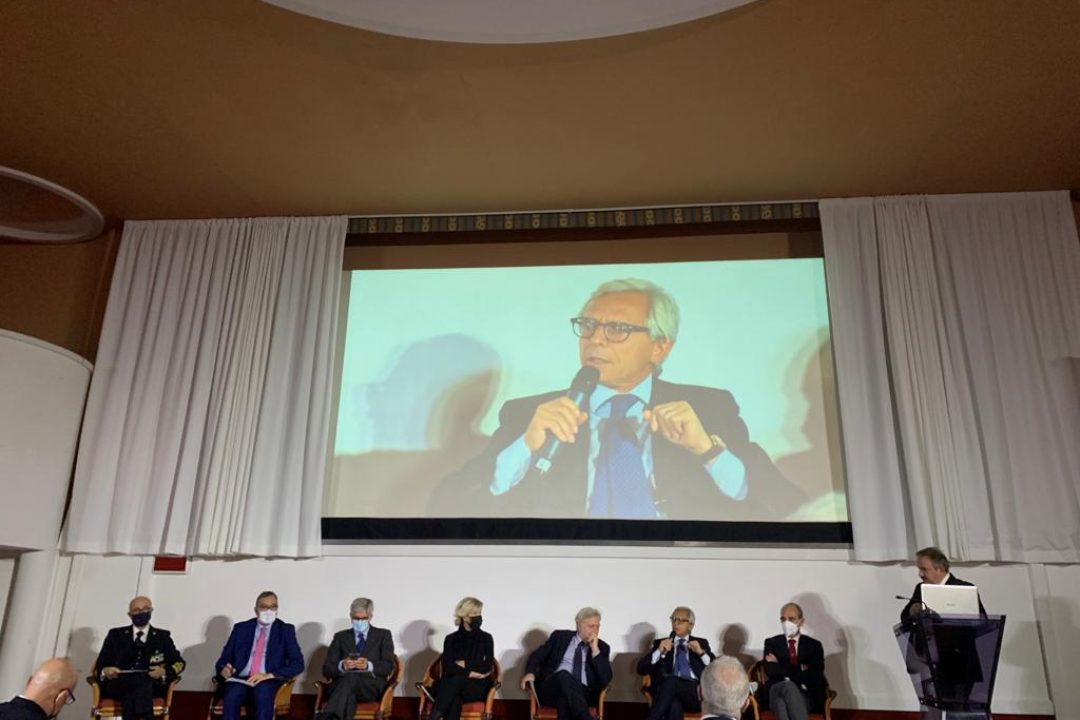 “Navi e porti, serve la riforma. Ora più potere al Governo”. Messina (Presidente Assarmatori): “Troppo caos, gli investitori fuggono”