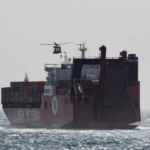 Esercitazione di contrasto alla pirateria nel Golfo di Aden con la Marina Militare